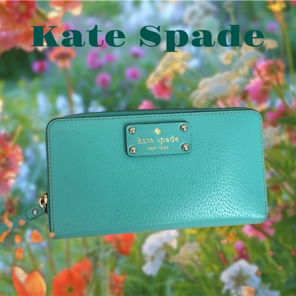 Kate Spade Spring Wallet, Light Blue Outside, Pink Inside, 3 Compartments,